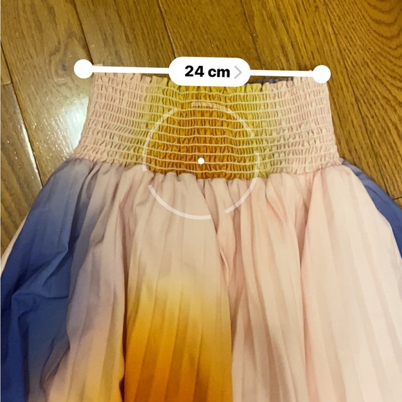 2 piece pastel reflection - Picture 11 of 15